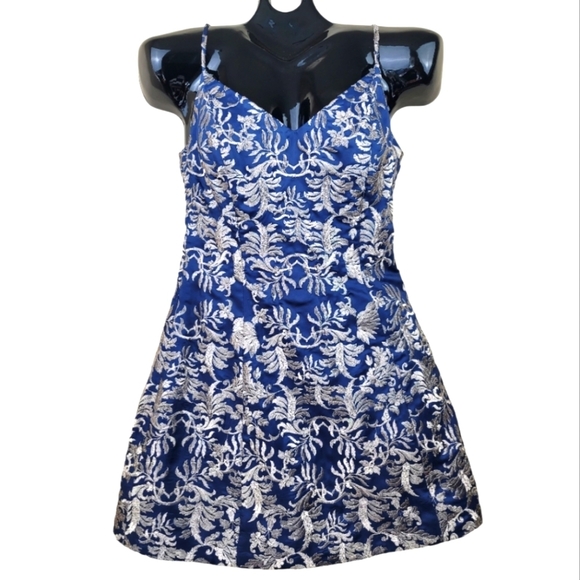 MESTIZA New York Jacquard Floral Cocktail Mini Dress - Picture 1 of 14